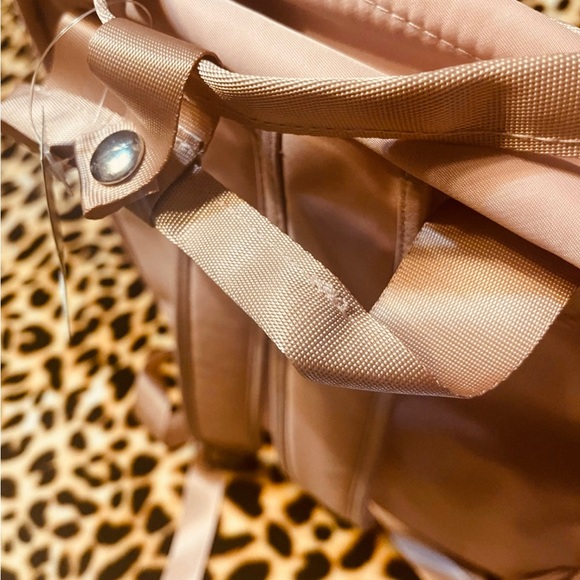 Backpack 💜 NEW 🧡 - Picture 5 of 5